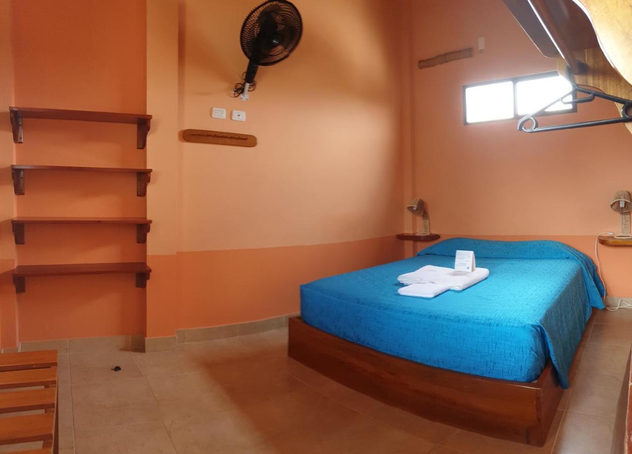 La Mariposa Hostal Olón Buitenkant foto